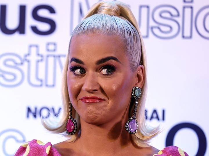 Katy Perry Shares Sonogram Of Her Baby ‘Giving Middle Finger’ - etcanada.com - USA