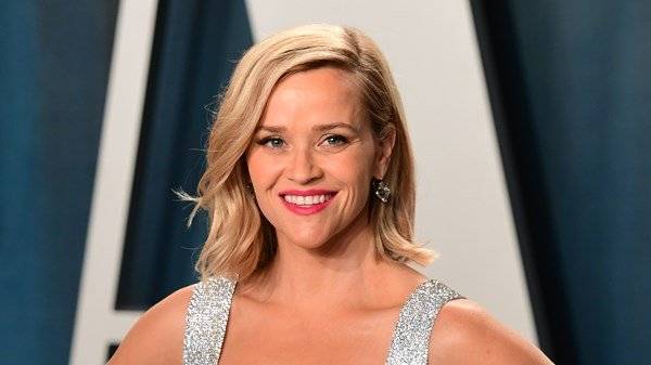 Reese Witherspoon to star in two Netflix rom-coms - www.breakingnews.ie