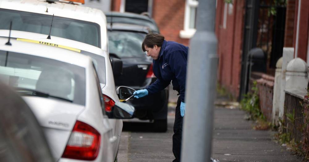 Gun shots were fired in Cheetham Hill as police investigate - www.manchestereveningnews.co.uk - Manchester