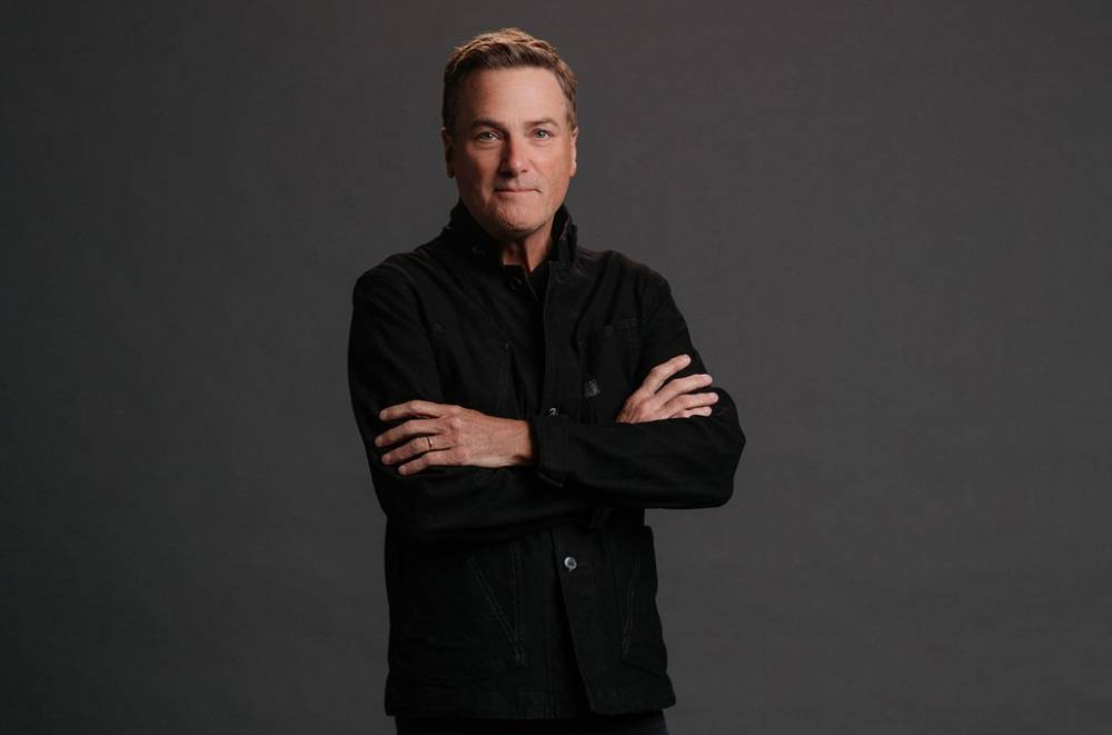 Michael W. Smith Earns First No. 1 on Christian Airplay Chart With 'Waymaker' - www.billboard.com
