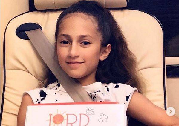Jennifer Lopez’s 12-Year-Old Daughter Is Going To Be A Published Author - etcanada.com