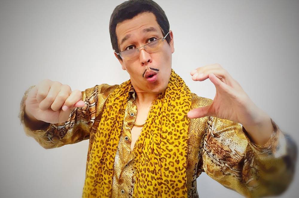 Watch Pikotaro Encourage 'Hoppin' Flappin'' in New Exercise Video - www.billboard.com - Japan