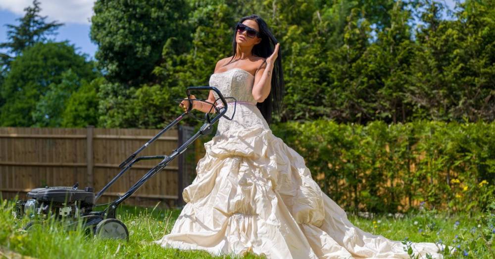 Katie Price stuns as she mows the lawn in a wedding dress like 'inspirational' Amanda Holden - www.ok.co.uk