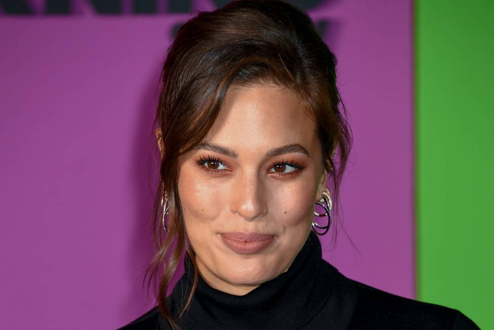 Ashley Graham Admits Motherhood Can Be ‘Isolating And Confusing To Navigate, Let Alone During Quarantine’ - etcanada.com