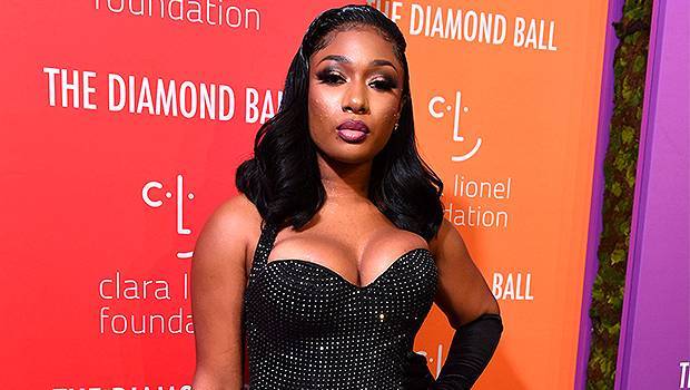 Megan Thee Stallion Twerks To The ‘Savage Remix’ In A Barely-There Bikini — Watch - hollywoodlife.com