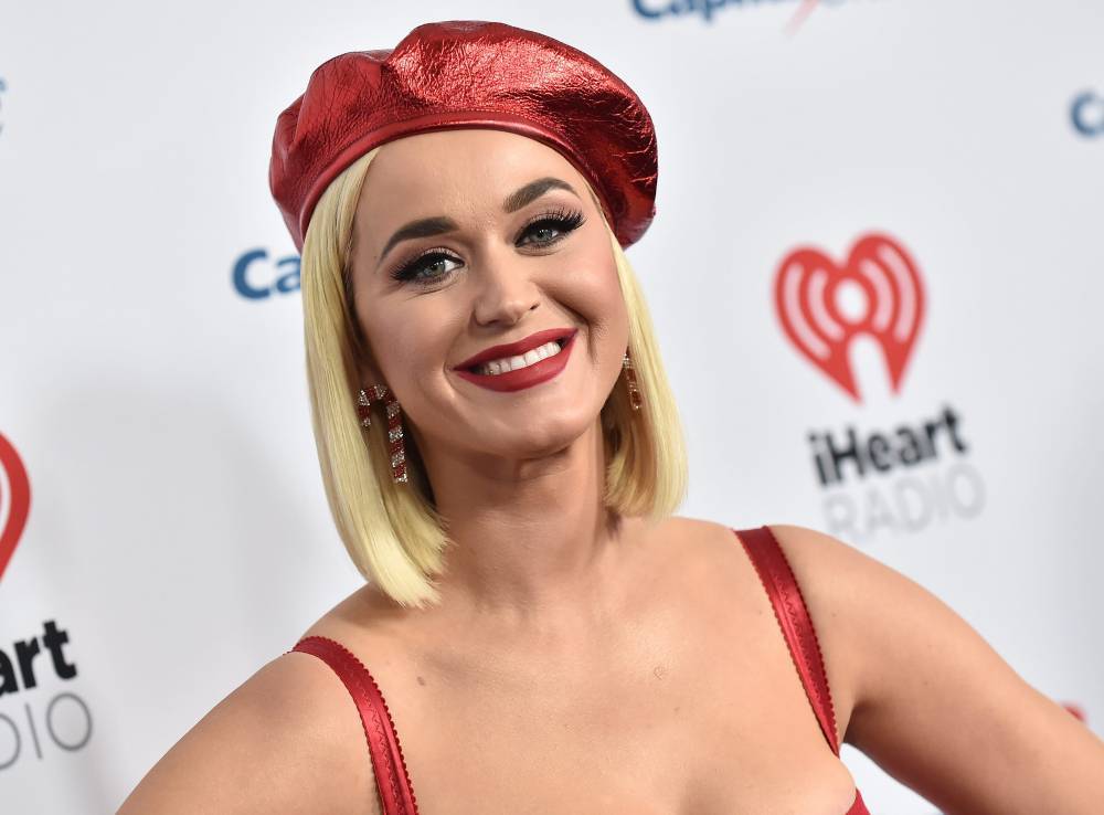 Katy Perry Talks ‘Daisies’ & Writing Anthems For Herself During Dark Times: ‘I Was Trying To Find The Light At The End Of The Tunnel’ - etcanada.com