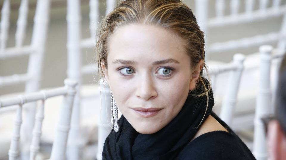 Even Mary-Kate Olsen’s Divorce Can’t Touch Her Insane Net Worth - stylecaster.com