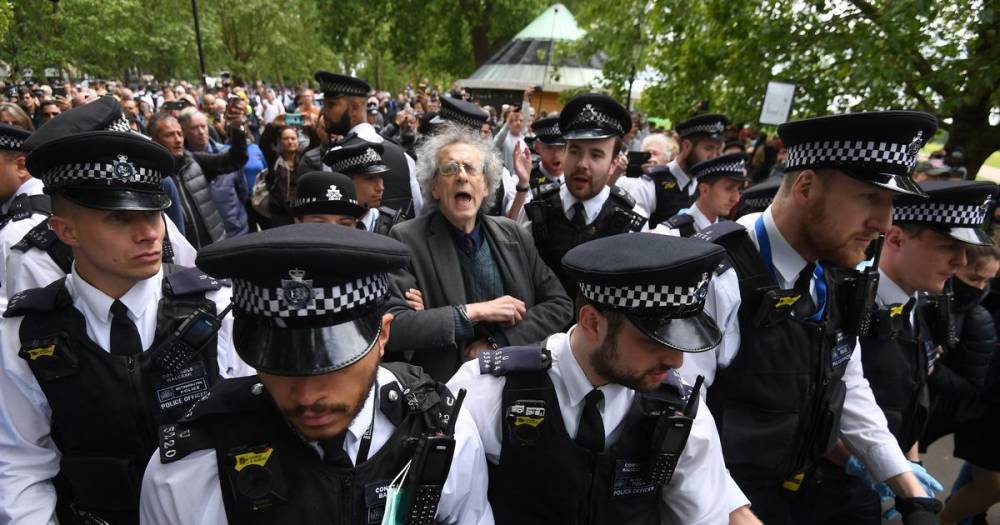 Jeremy Corbyn's brother arrested at Hyde Park lockdown protest - www.dailyrecord.co.uk - London