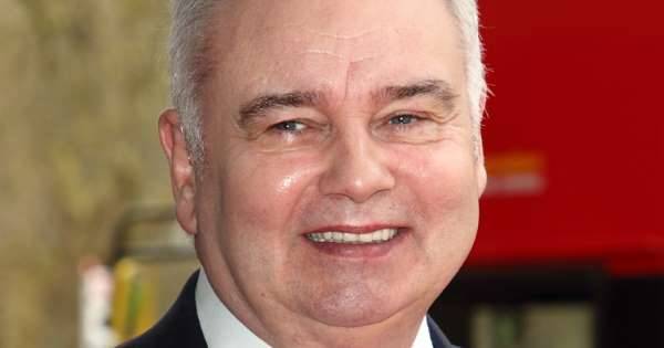 Eamonn Holmes delights fans with surprising lockdown haircut – see photo - www.msn.com