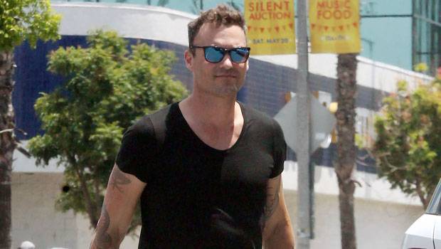 Brian Austin Green’s Cryptic Message About Being ‘Smothered’ After Megan Fox Is Spotted With Rapper - hollywoodlife.com