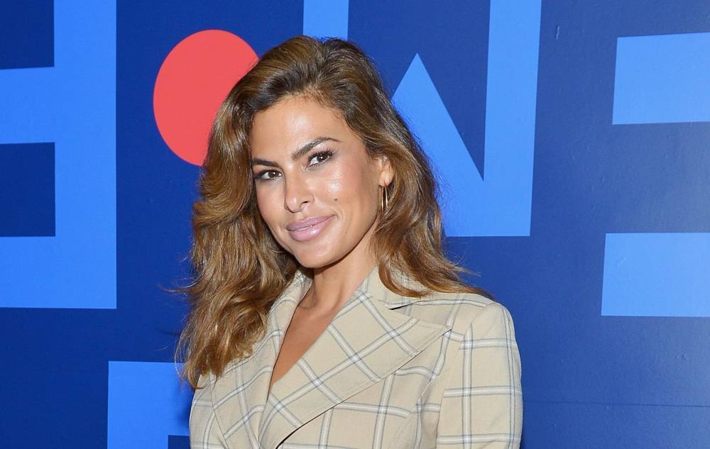 Eva Mendes Gets A Makeover From Her Daughters: See Her Colourful Contour And Bright Blue Eyeshadow - etcanada.com