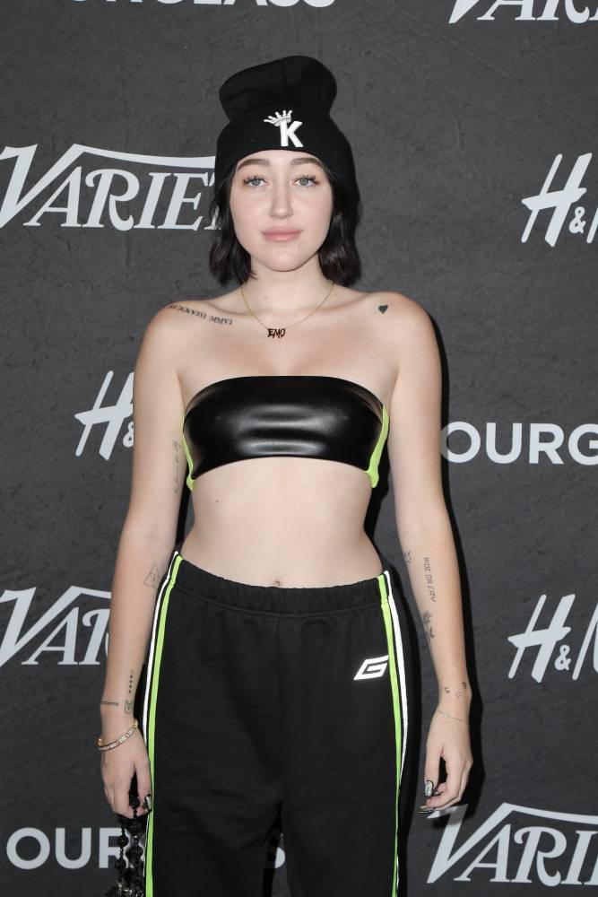 Noah Cyrus Discusses How Hard It Was To Grow Up In Miley Cyrus’ ‘Shadows’ - etcanada.com