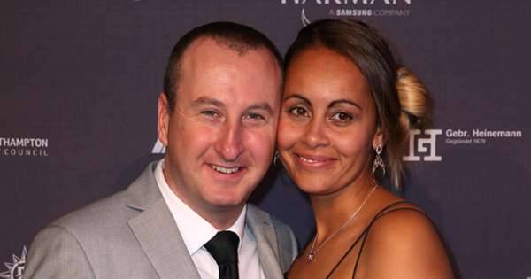 Corrie's Andy Whyment recreates iconic Men In Black dance - www.msn.com - Britain - London