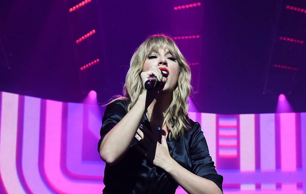 Taylor Swift releases live cuts of ‘Lover’ tracks on streaming services - www.nme.com