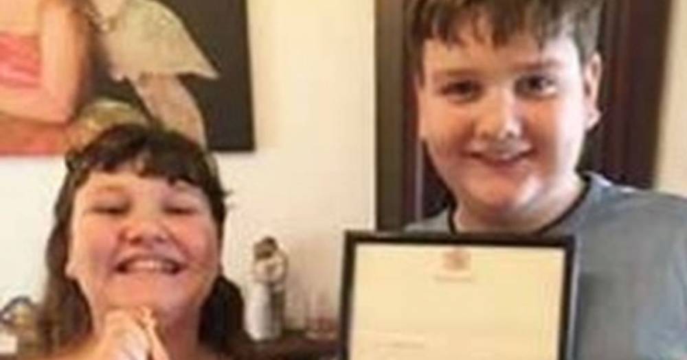 Creetown family receives Royal seal of approval after sending gift to the Queen - www.dailyrecord.co.uk - city Creetown