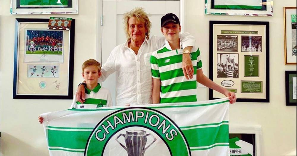 Sir Rod Stewart joins in Celtic's league title celebrations with young sons from US home - www.dailyrecord.co.uk