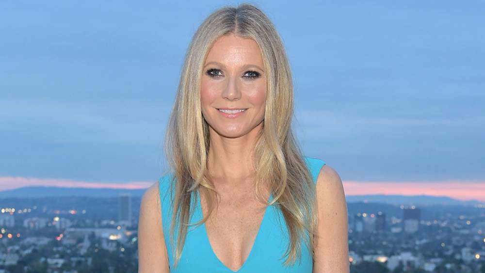 Gwyneth Paltrow Has a Look-Alike It’s Her 16-Year-Old Daughter - stylecaster.com
