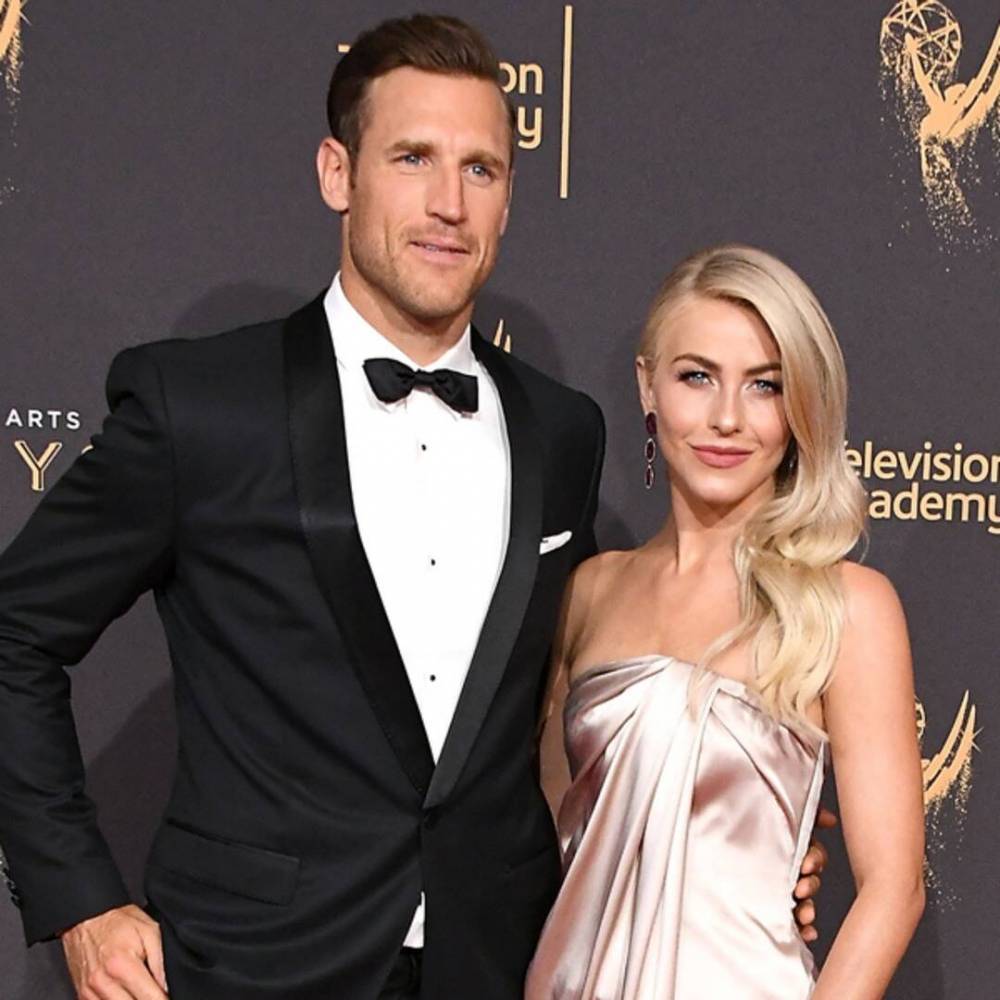 Why Julianne Hough and Brooks Laich Aren't in a Rush to Officially Separate - www.eonline.com
