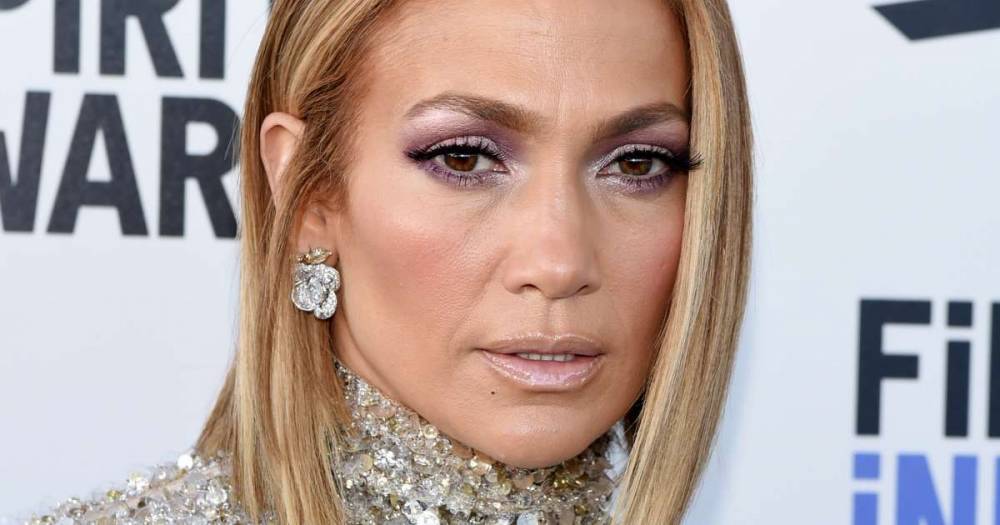 Beyonce and Jennifer Lopez's former gowns are for sale — and the money goes to help COVID-19 relief - www.msn.com - county Stewart
