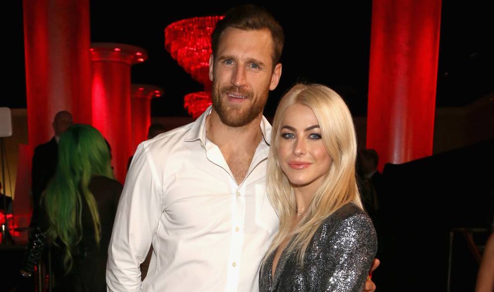 Julianne Hough & Husband Brooks Laich Are 'Fighting For Their Relationship' - www.justjared.com - state Idaho