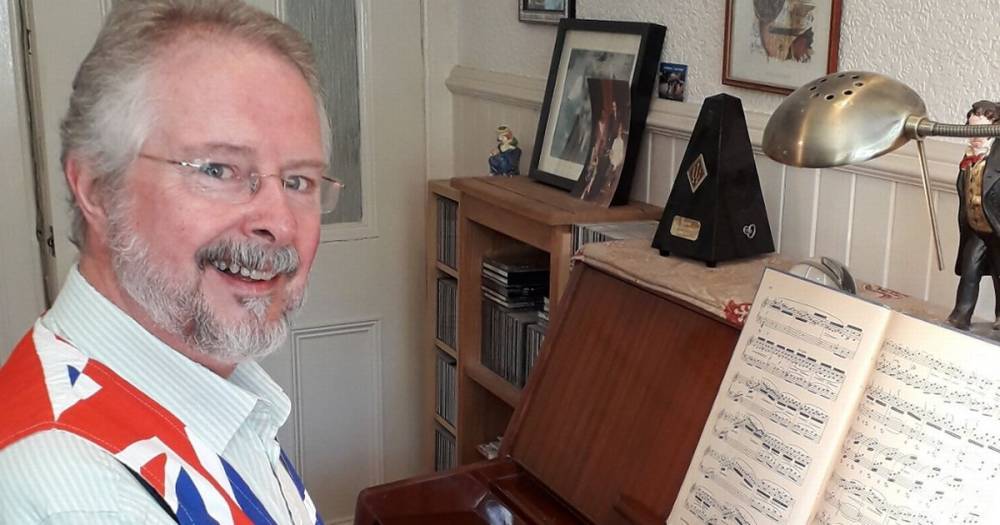 Kirkcudbright Choral Society conductor raises more than £2,000 for charity with non-stop piano sessions - www.dailyrecord.co.uk