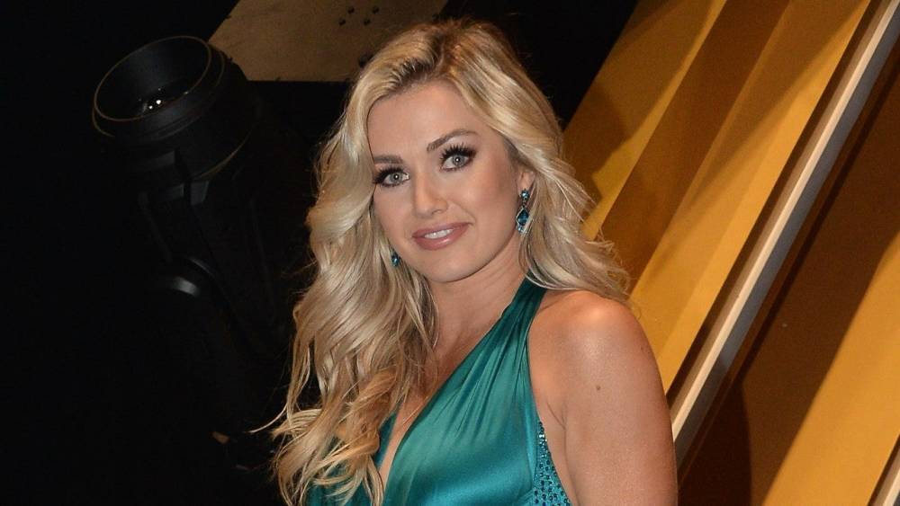 'DWTS' Pro Lindsay Arnold Shares the Exact Moment She Found Out She Was Pregnant (Exclusive) - www.etonline.com