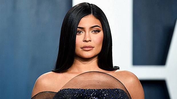 Kylie Jenner Shows Off Her Bare Midsection In New Pics From Backyard Of $36.5 Million Mansion - hollywoodlife.com