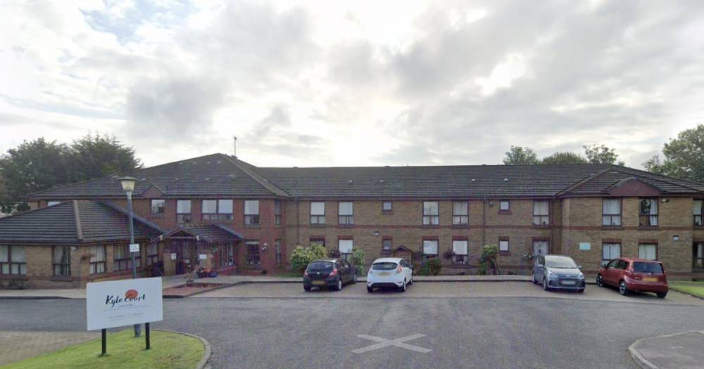 Cops hunt intruder found in OAP's bathroom at Paisley care home - www.dailyrecord.co.uk