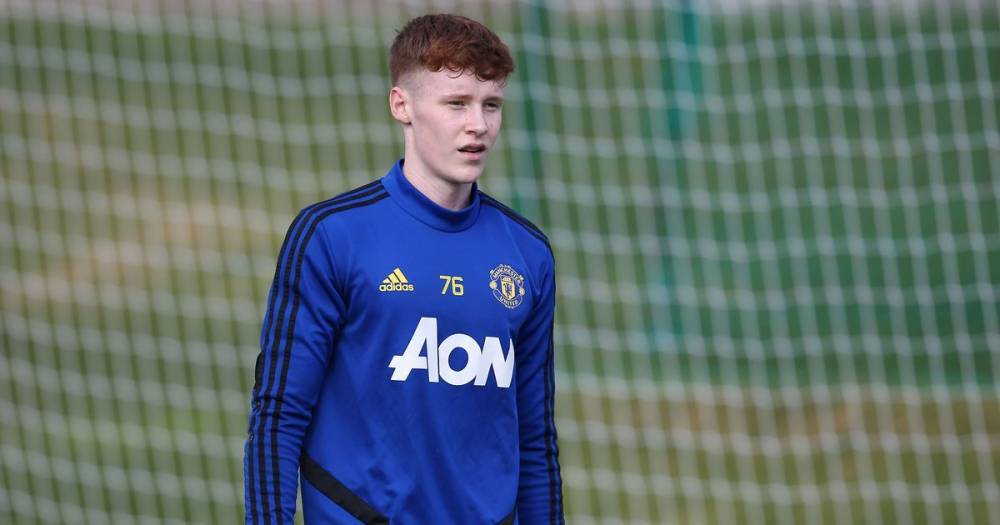 Manchester United goalkeeper signs first professional contract - www.manchestereveningnews.co.uk - county Young