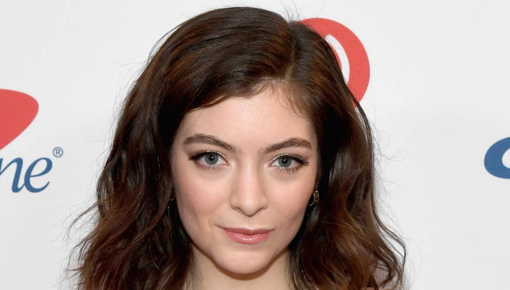 Lorde Deactivates Instagram Account, Fans Think New Music Is Coming Soon! - www.justjared.com