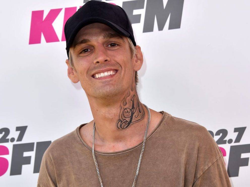 Aaron Carter's girlfriend reportedly being harassed by singer's baby mama - torontosun.com