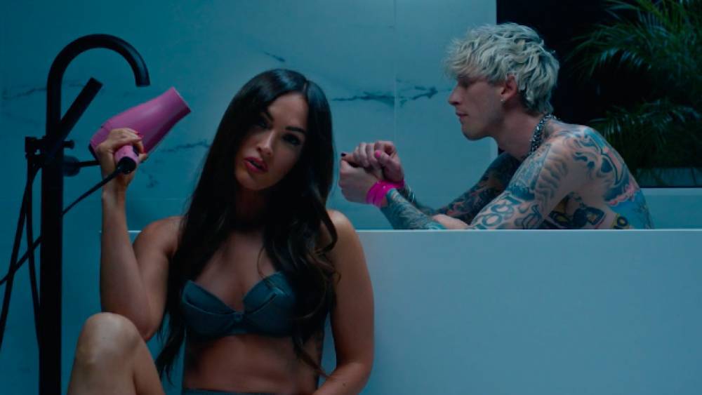 Megan Fox And Machine Gun Kelly Get Steamy In His New ‘Bloody Valentine’ Music Video - etcanada.com