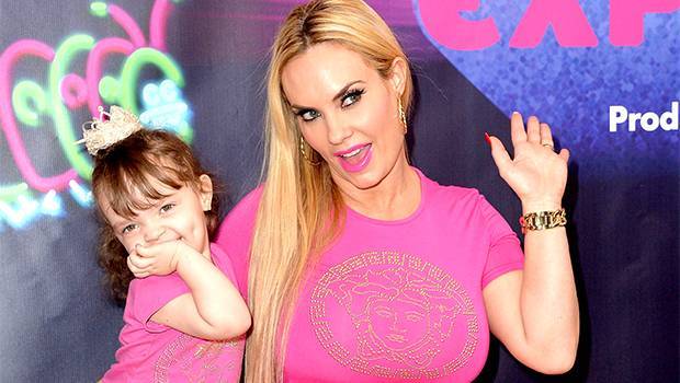 Coco Austin Shares A Kiss Twins With Baby Girl Chanel, 4, In Matching Swimsuits — See Pic - hollywoodlife.com - Arizona