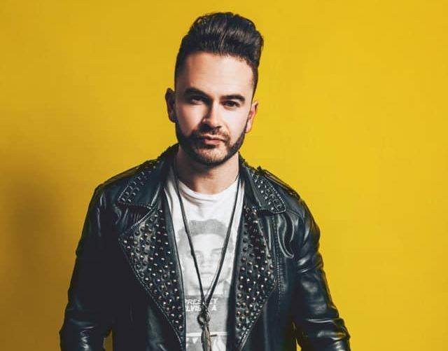 Daniel Baron Releases Special Acoustic Version Of The Bachelor SA Theme Song ‘Different Feeling’ - www.peoplemagazine.co.za - South Africa