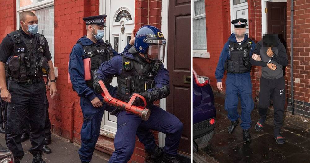 Teenager arrested in dawn raids by police investigating Cheetham Hill shooting - www.manchestereveningnews.co.uk