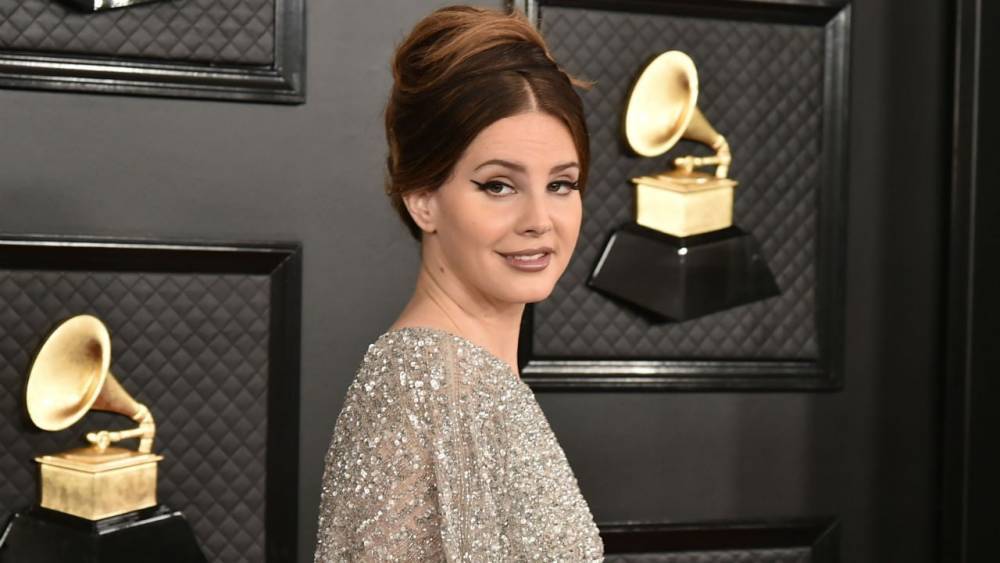 Lana Del Rey Hits Back at Critics Saying She 'Glamorizes Abuse': I 'Paved the Way' for Top Female Artists - www.etonline.com