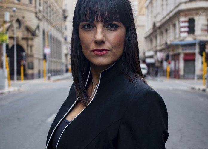 Leanne Manas Admits She’s Missing Her Family While In Lockdown - www.peoplemagazine.co.za - South Africa