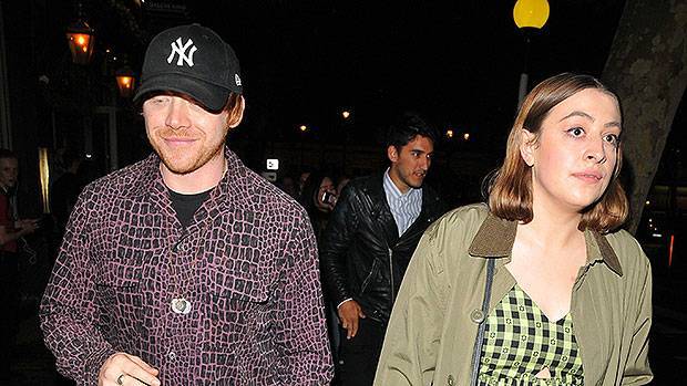 ‘Harry Potter’ Star Rupert Grint Pictured With Baby Girl For The 1st Time Since Becoming A Dad - hollywoodlife.com - London