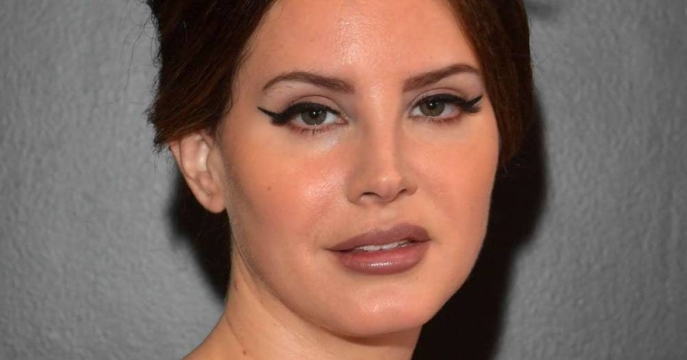 Lana Del Rey criticized for calling out Beyoncé, comments on double standards in music - www.msn.com - Beverly Hills