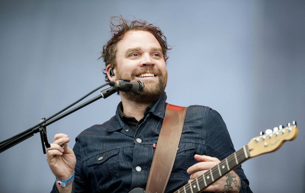 Scott Hutchison’s brother and bandmate Grant reflects on a year of their Tiny Changes mental health charity - www.nme.com