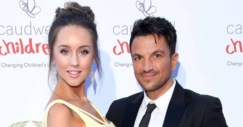 Peter Andre poses with radiant wife Emily after tough session in home gym - www.msn.com
