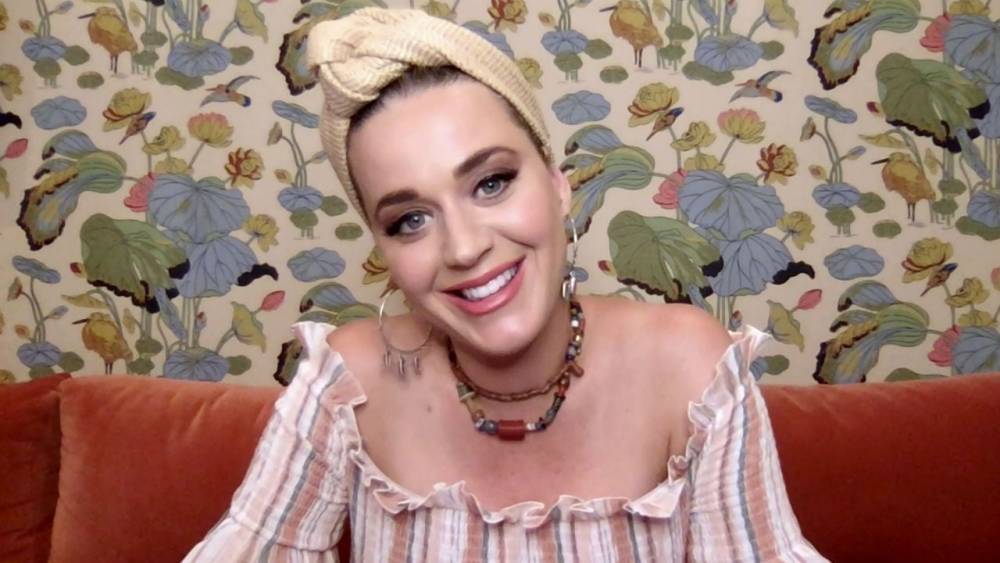 Katy Perry Says She’s ‘Learning to Be a Mom Fast’ in Quarantine With Several Young Kids - www.etonline.com - Britain