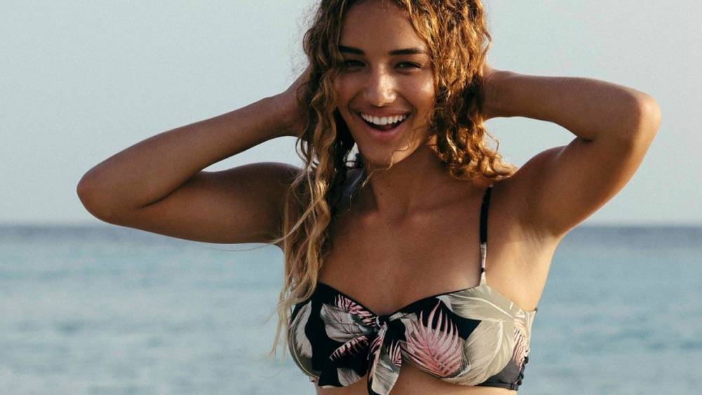The Best Swimsuit Deals to Shop During Memorial Day Weekend - www.etonline.com