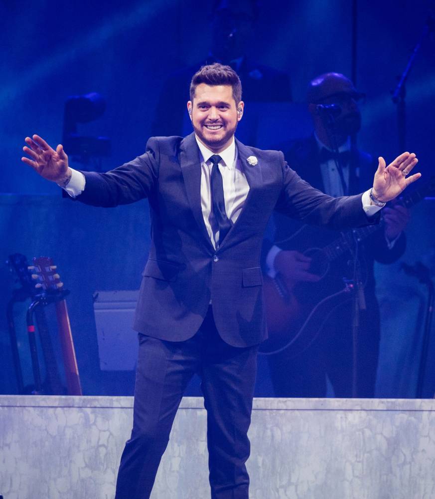 Michael Buble Crowned Atop Of The Facebook Chart With Cookie Baking Video - etcanada.com