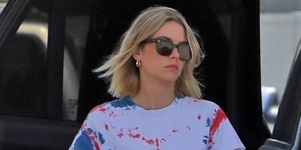 Ashley Benson Fuels Up Her Car Ahead of Holiday Weekend - www.justjared.com - Los Angeles