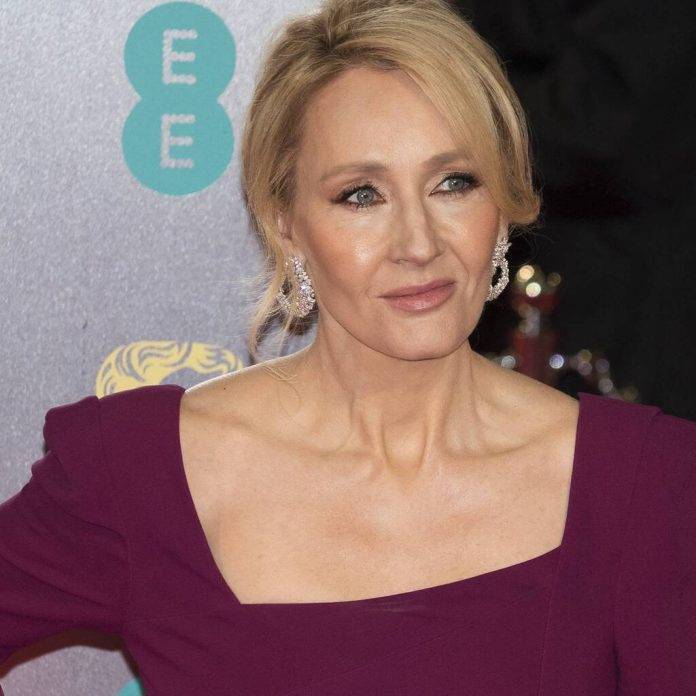 J.K. Rowling sets the record straight on Harry Potter’s ‘birthplace’ - www.peoplemagazine.co.za - Scotland