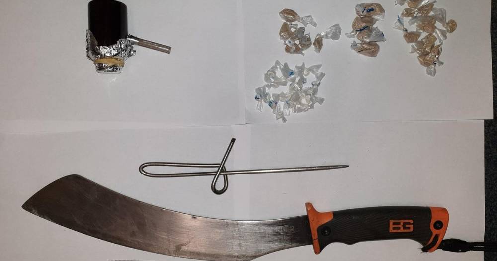 Police find huge knife and class A drugs after stopping 'suspicious' driver - www.manchestereveningnews.co.uk