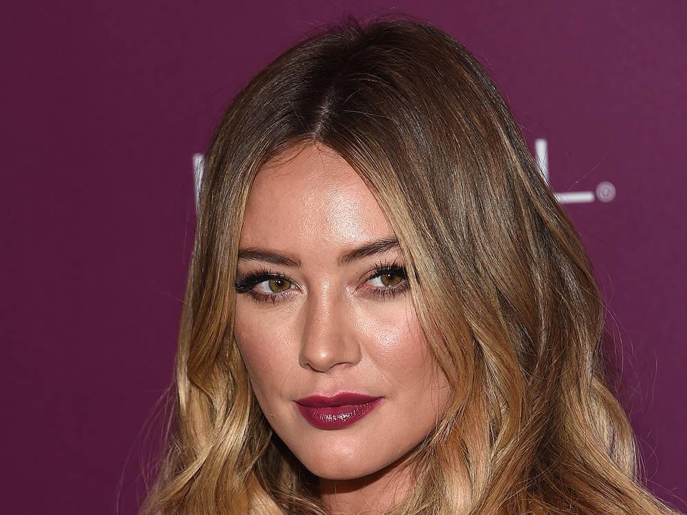 'GET A HOBBY': Hilary Duff blasts 'disgusting' claims she tried to traffic son - torontosun.com