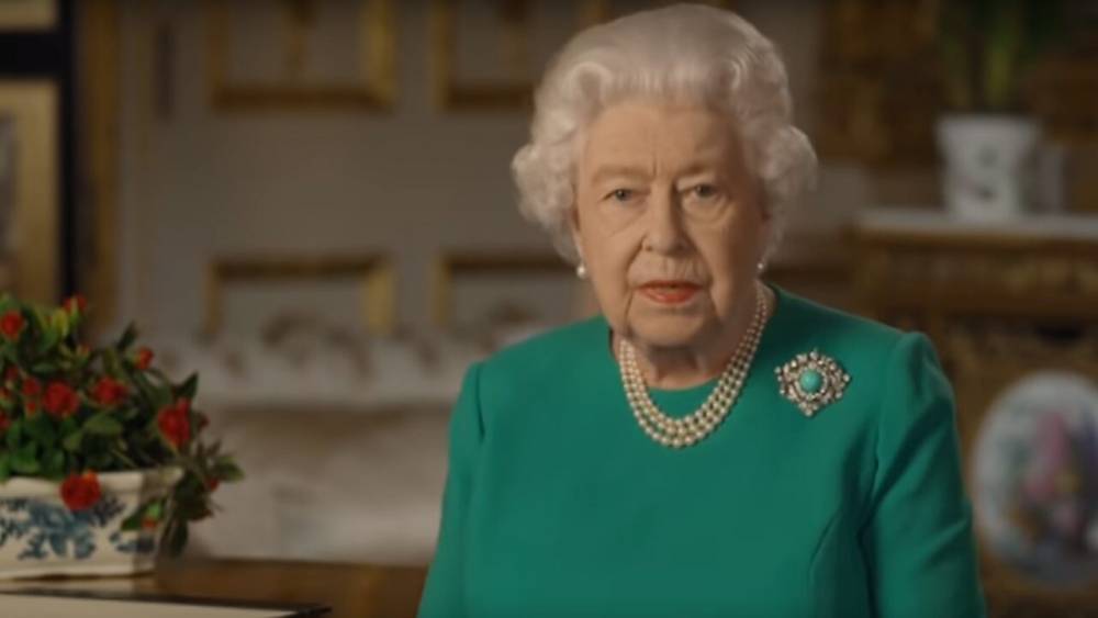 Queen Elizabeth once avoided a controversial palace guest by hiding in a bush, filmmaker says - www.foxnews.com - Romania