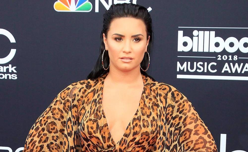 Demi Lovato Declares Herself An ‘Ally’ Of The Trans Community: ‘Trans Rights Are Human Rights’ - etcanada.com